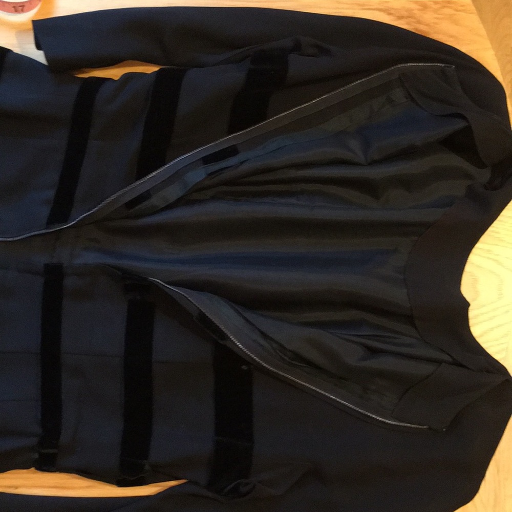 Vintage 40-50’s blk dress w velvet bows - Picture 4 of 9